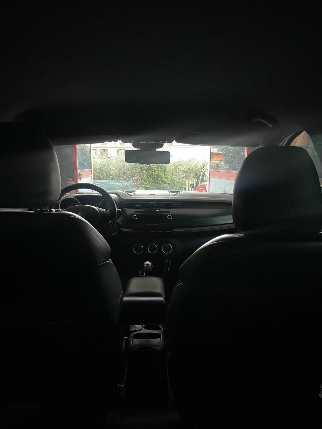 Alfa Romeo Giulietta 1.6 JTDm-2 105 CV Distinctive