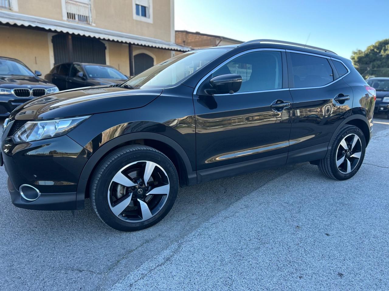 Nissan Qashqai 1.5 dCi 360 N-Tech