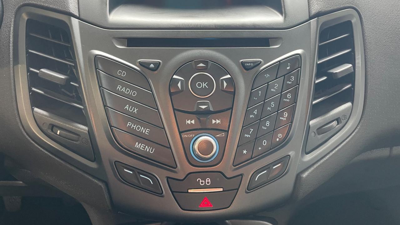 Ford Fiesta 1.5 TDCi 75CV 5 porte Business