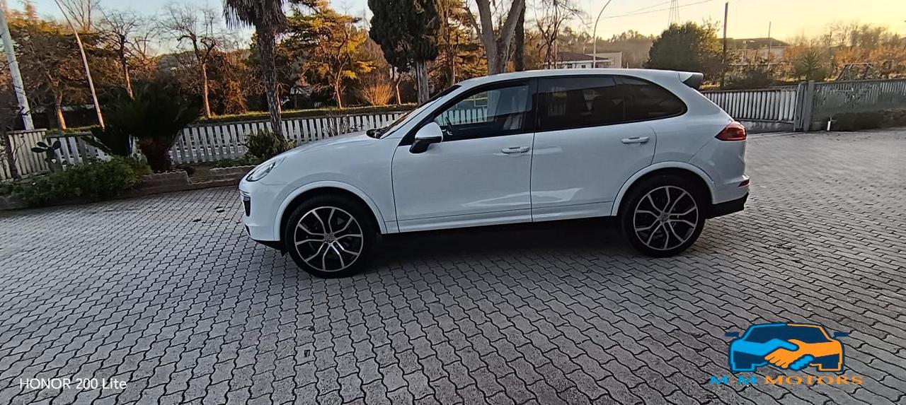 Porsche Cayenne 3.0 tiptronic