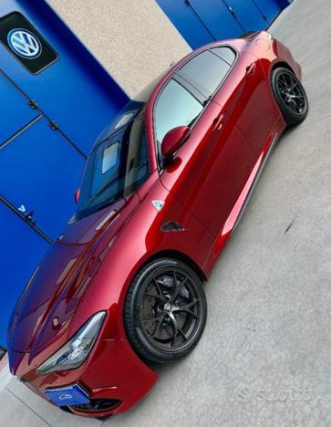 ALFA ROMEO Giulia 2.9 T V6 AT8 Quadrifoglio ROSS
