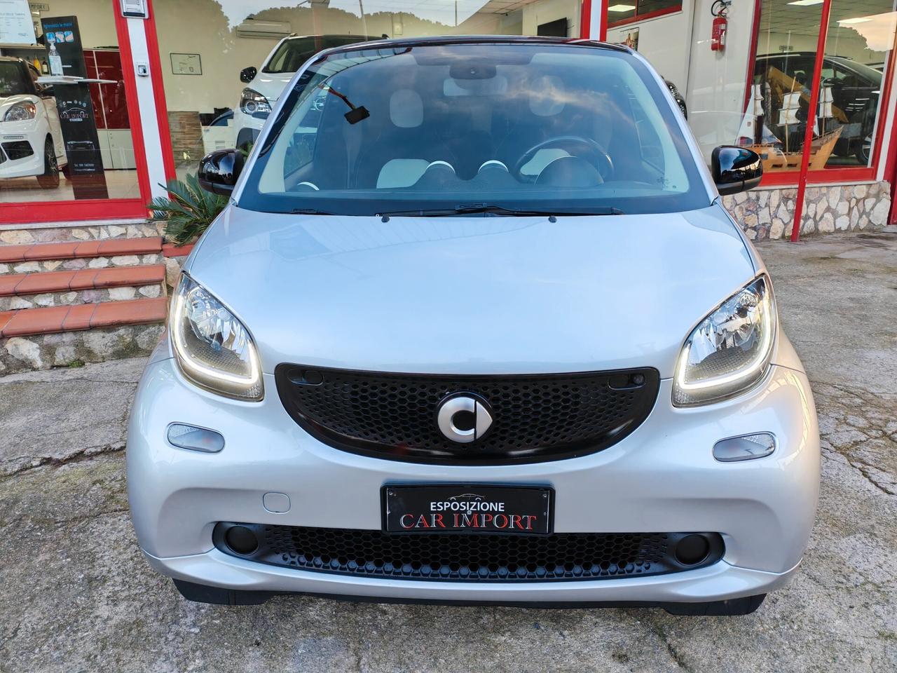 Smart Fortwo 1,0 benzina 07/2015 cv70