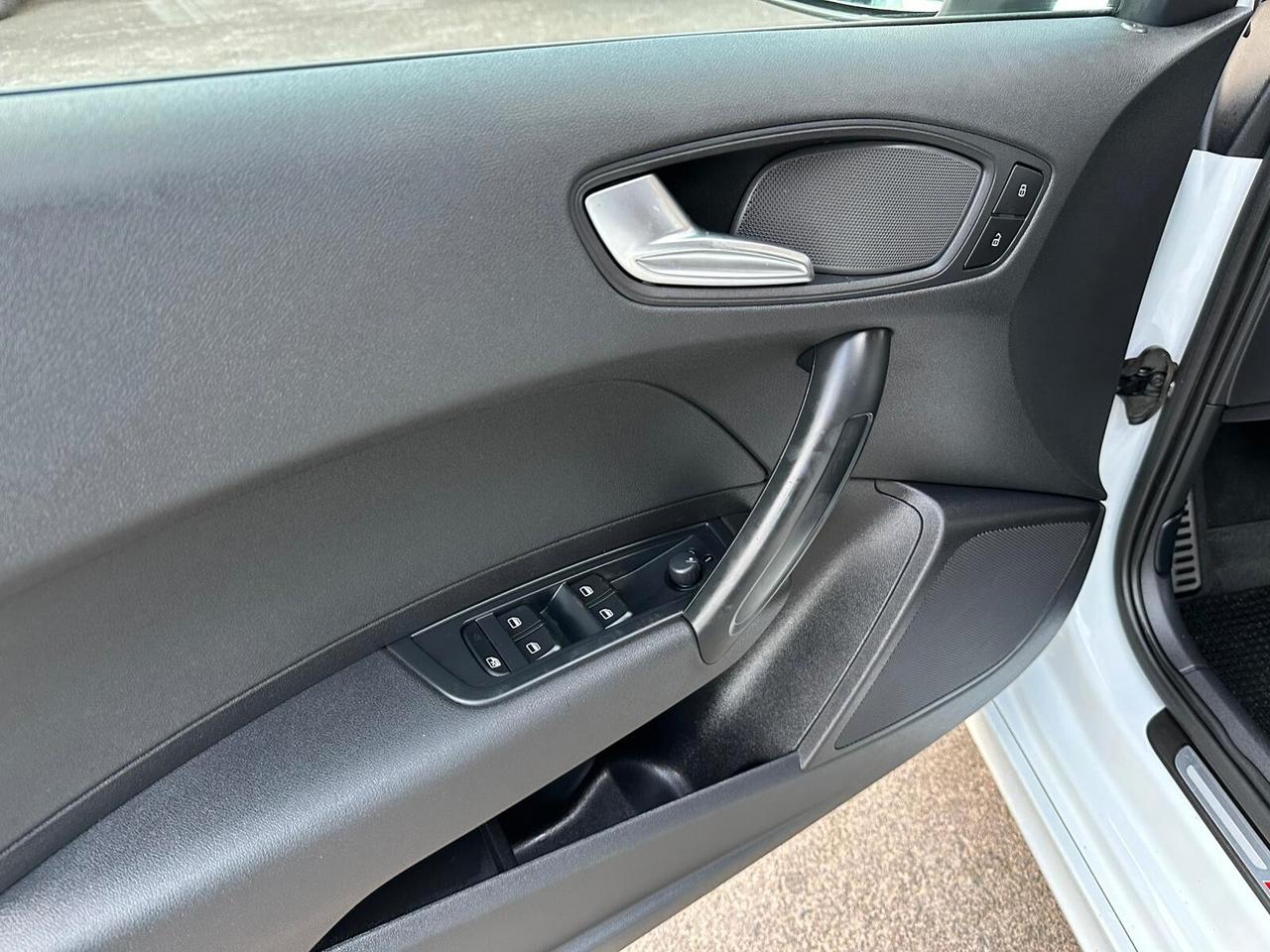 Audi A1 1.6 TDI S line edition