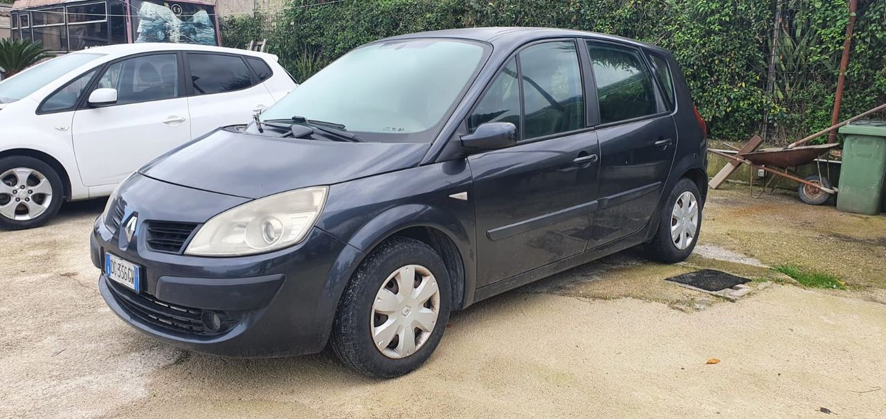 renault scenic DIESEL