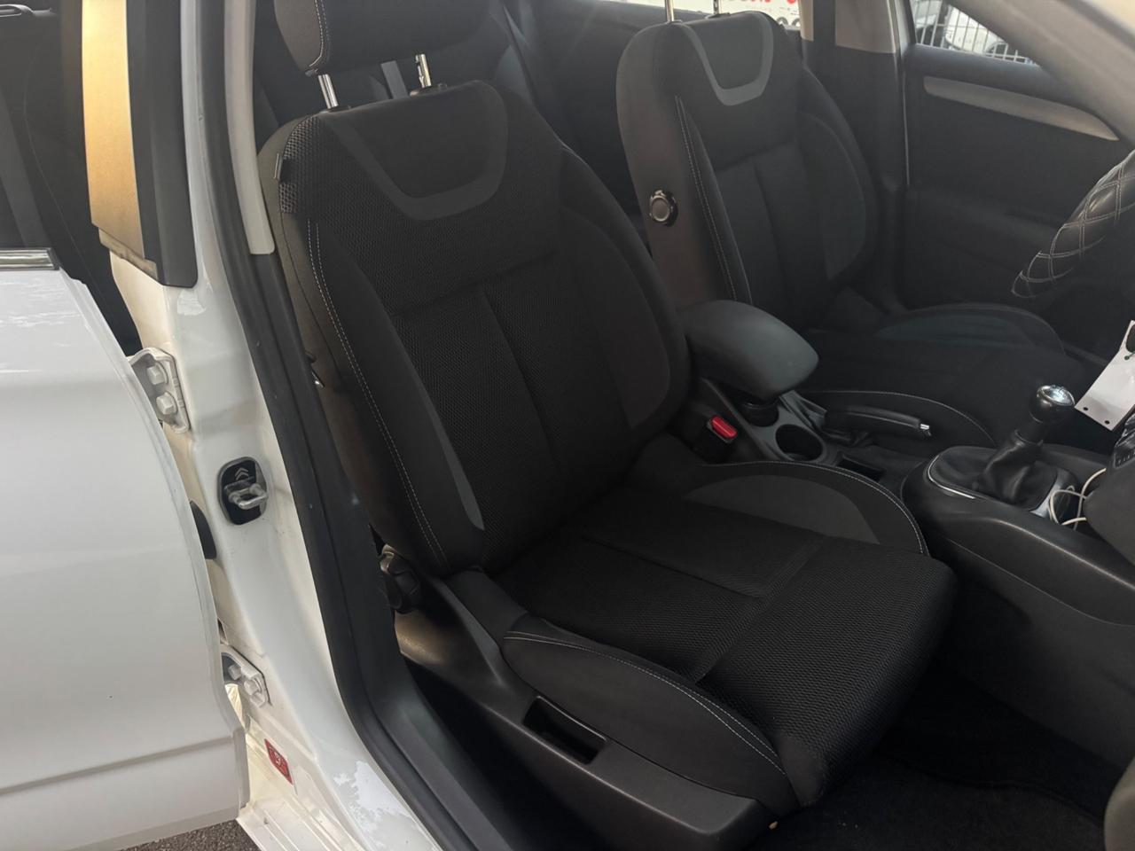 Citroen C4 1.6 HDI neopatentati garanzia 12 mesi