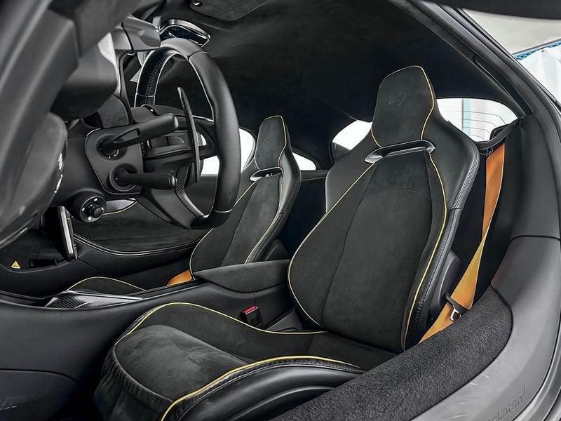 McLaren Artura Artura Performance - McLaren Milano