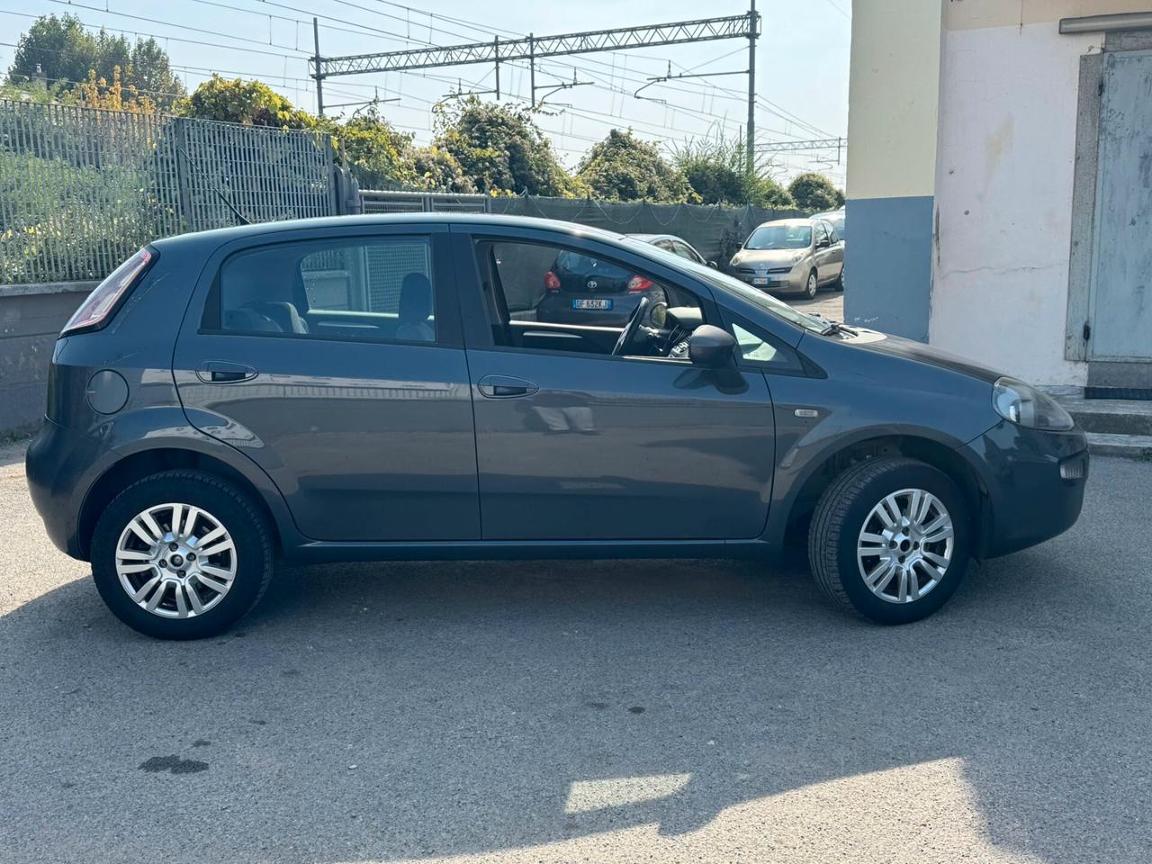 Fiat Punto 1.4 8V 5 porte Natural Power Lounge