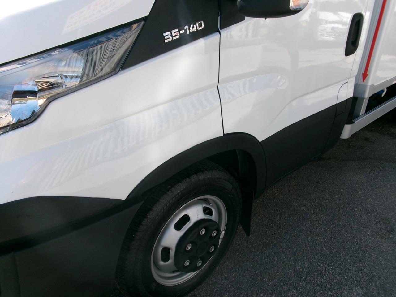 Iveco Daily 35C14 2.3 140CV E6 FRIGO+PEDANA CARICATRICE 10Q ATP FRCX -20° 09/2027 5 PEDANE 188000 KM