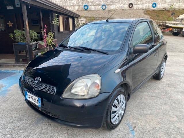 Toyota Yaris 1.0i 16V cat 3 porte