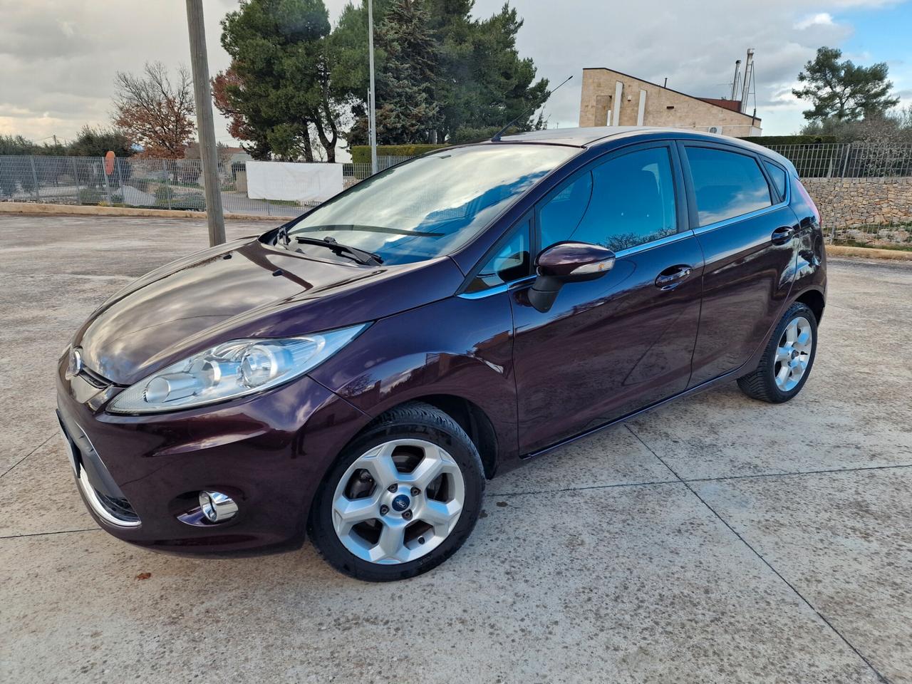 Ford Fiesta 1.4 5 porte Bz.- GPL Titanium