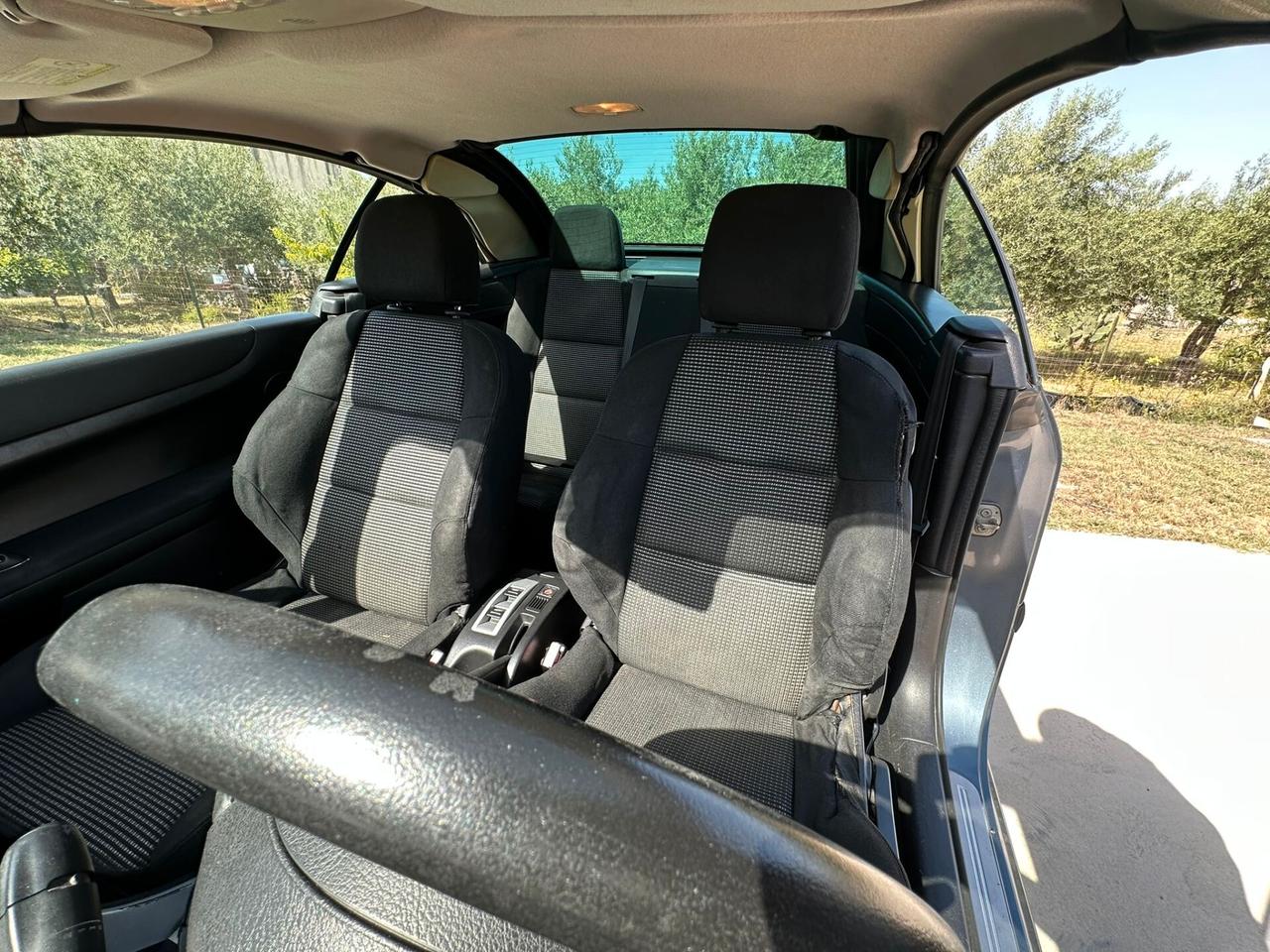 Peugeot 307 2.0 HDi FAP CC Féline