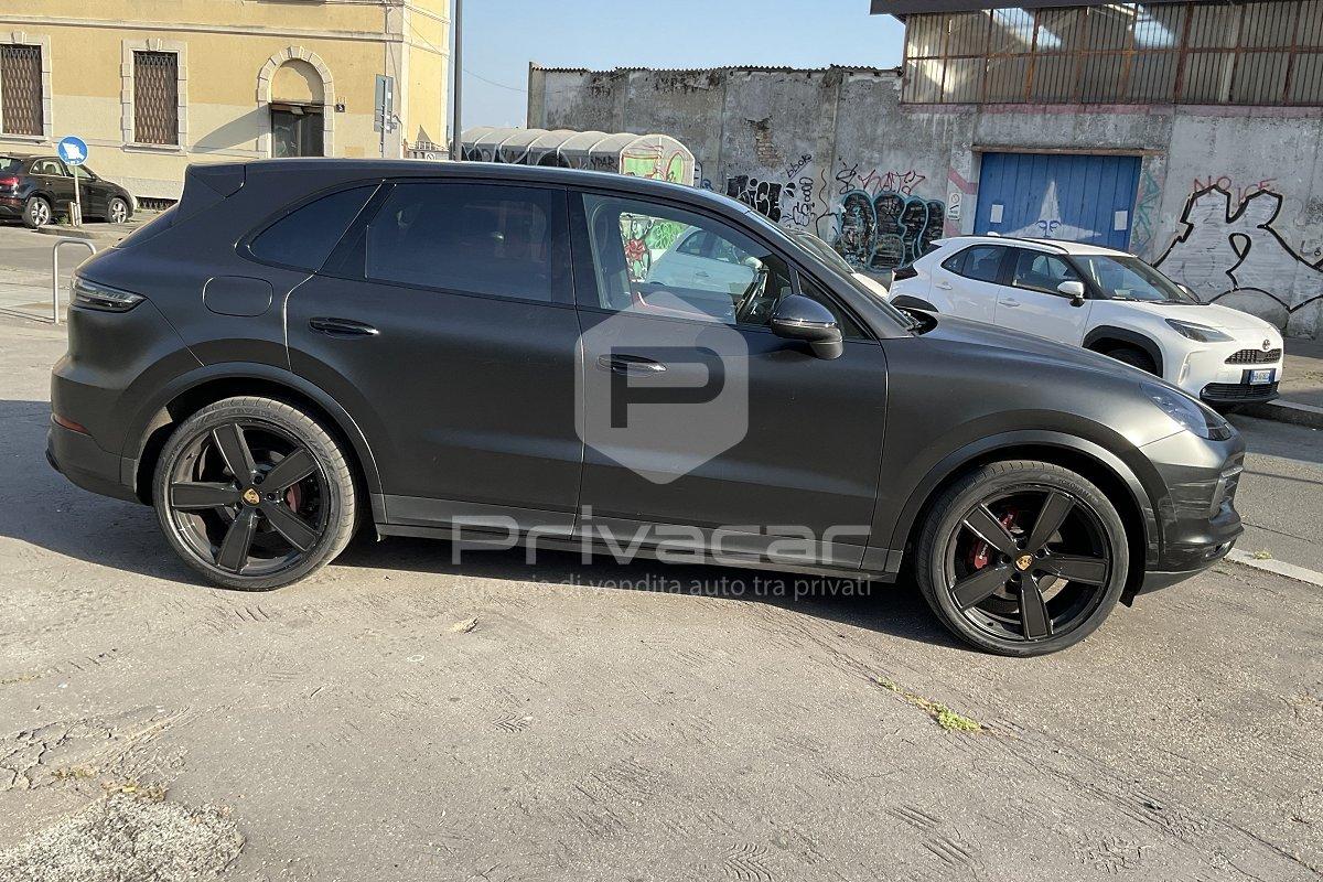 PORSCHE Cayenne 3.0 V6