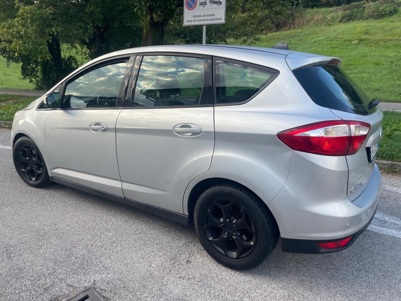 Ford C-Max 1.6 TDCi anno 2012 pronta al uso