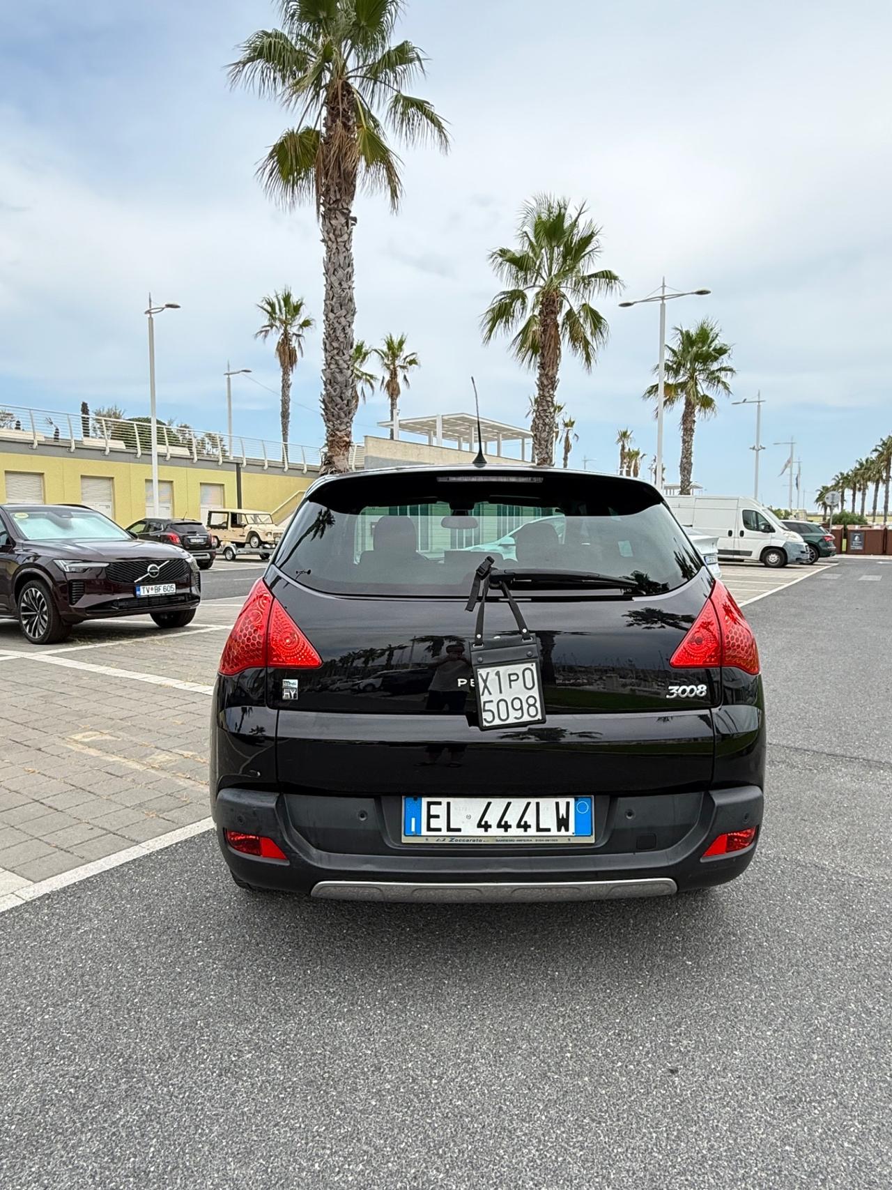 Peugeot 3008 HYbrid4