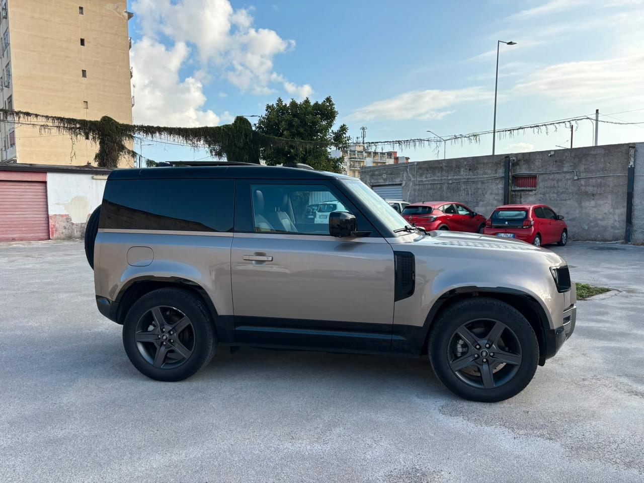 Land Rover Defender 90 D250 Mild Hybrid SE X DINAMIC