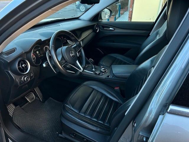 Alfa Romeo Stelvio 2.0 Turbo 280 CV AT8 Q4 First Edition