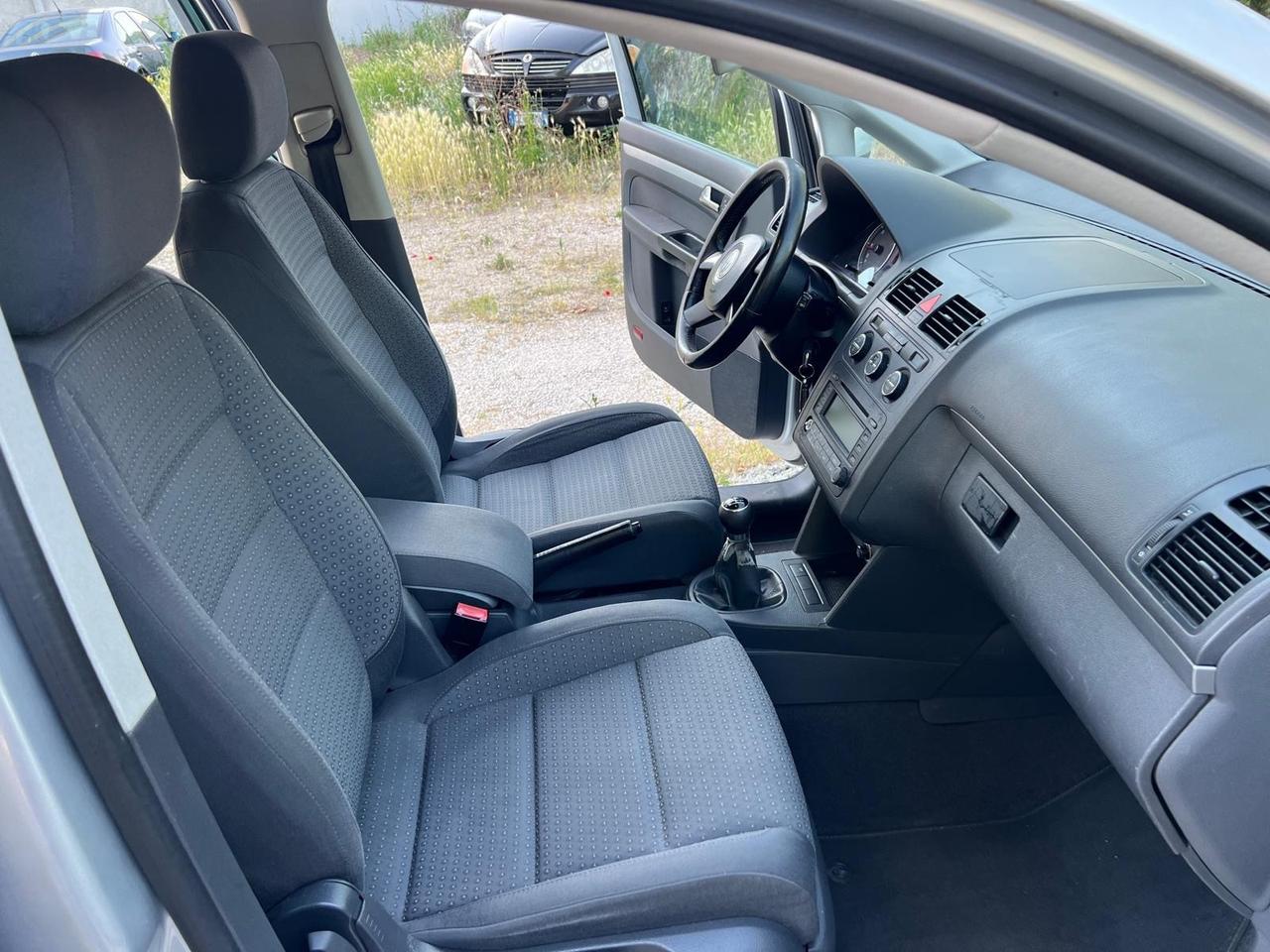 Volkswagen Touran 2.0 16V TDI Highline