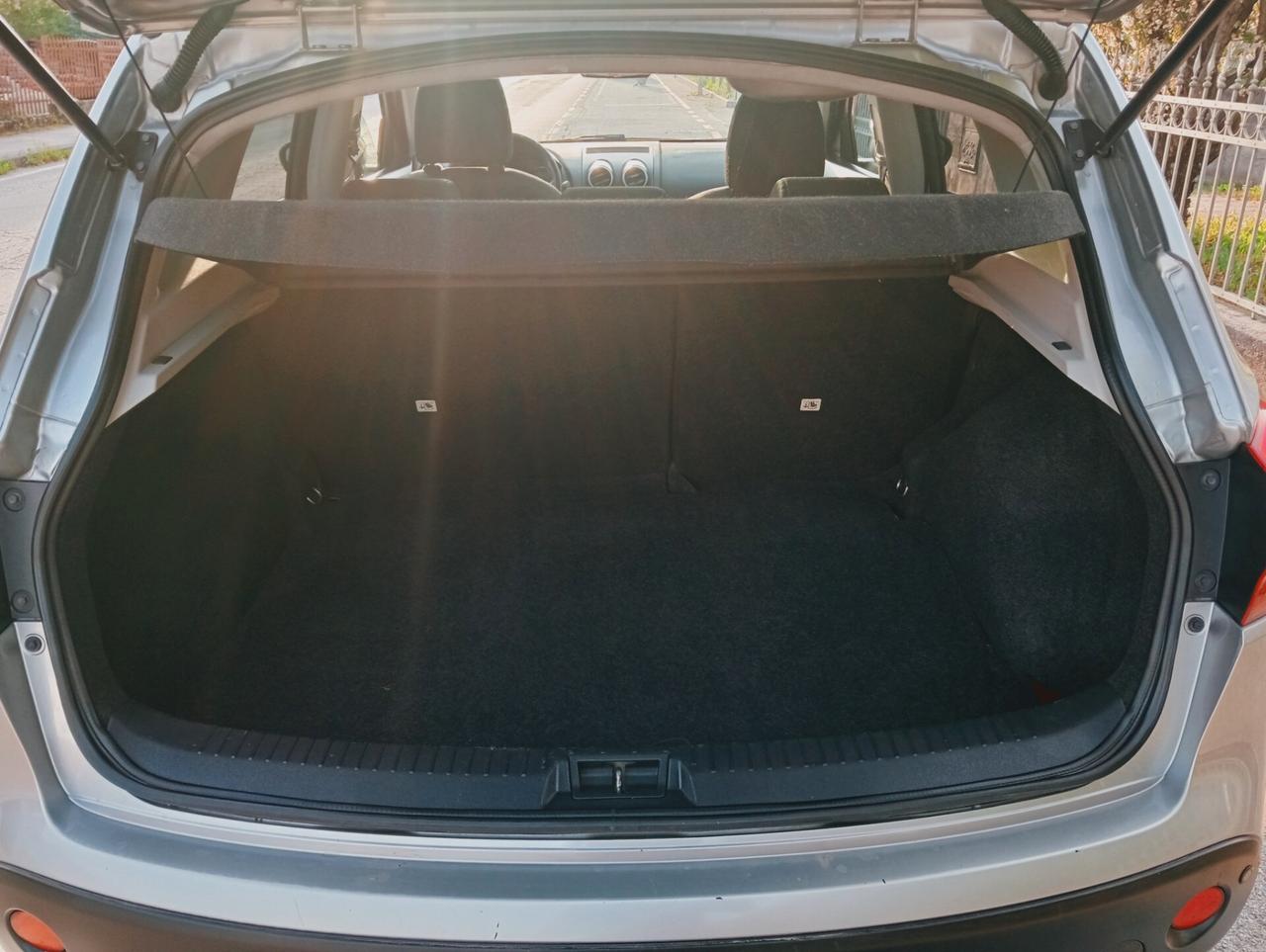 Nissan Qashqai 2.0 dCi DPF 4WD n-tec