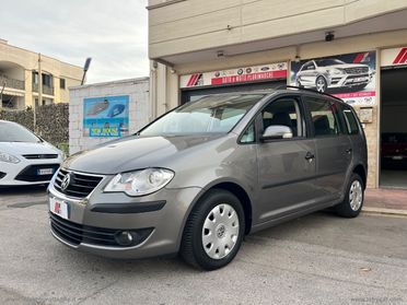 VOLKSWAGEN Touran 2.0 Highline Ecofuel