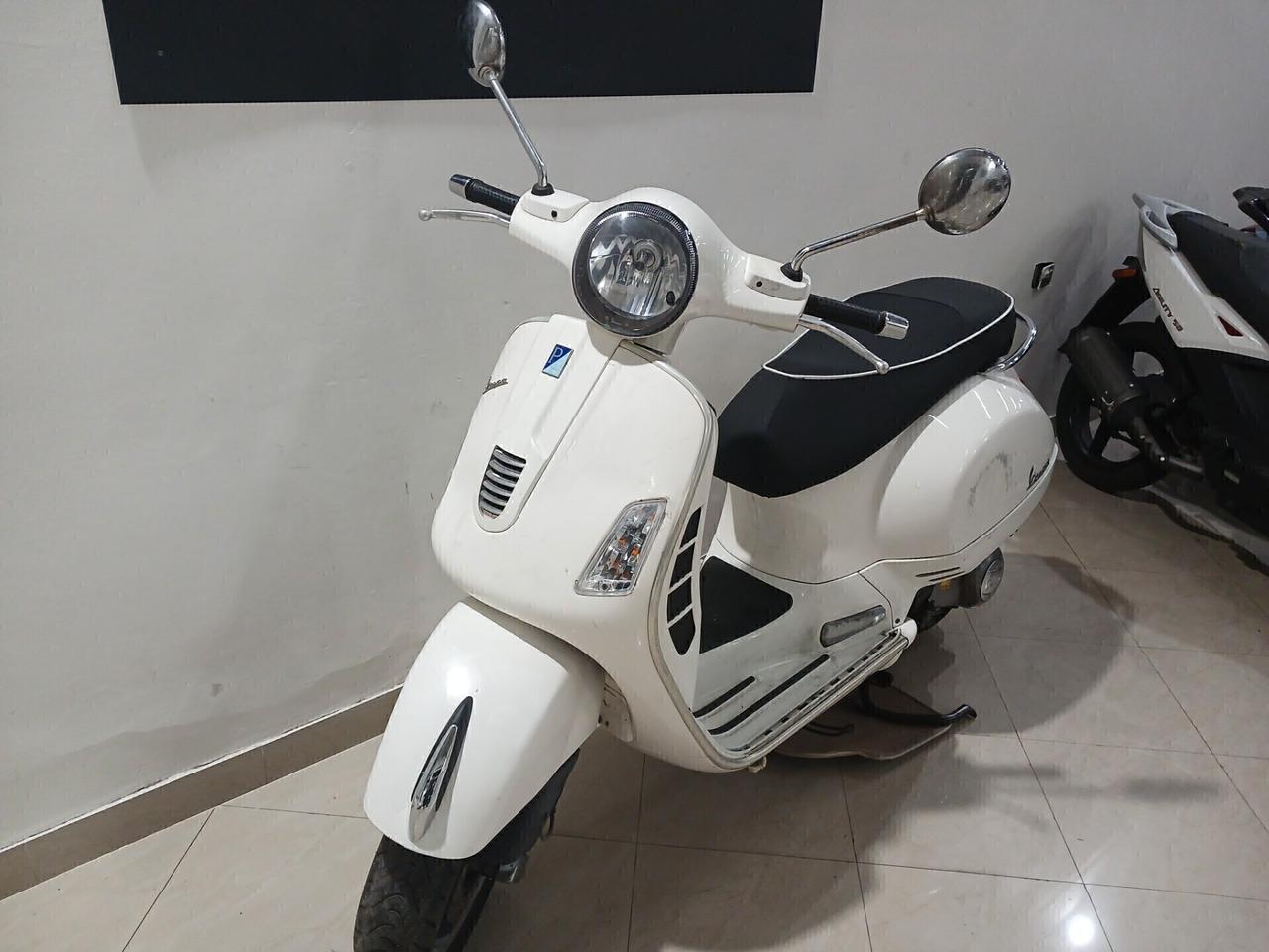 300 GTS GARANTITA 12 MESI