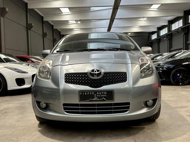 TOYOTA Yaris 1.3 5 porte Sol