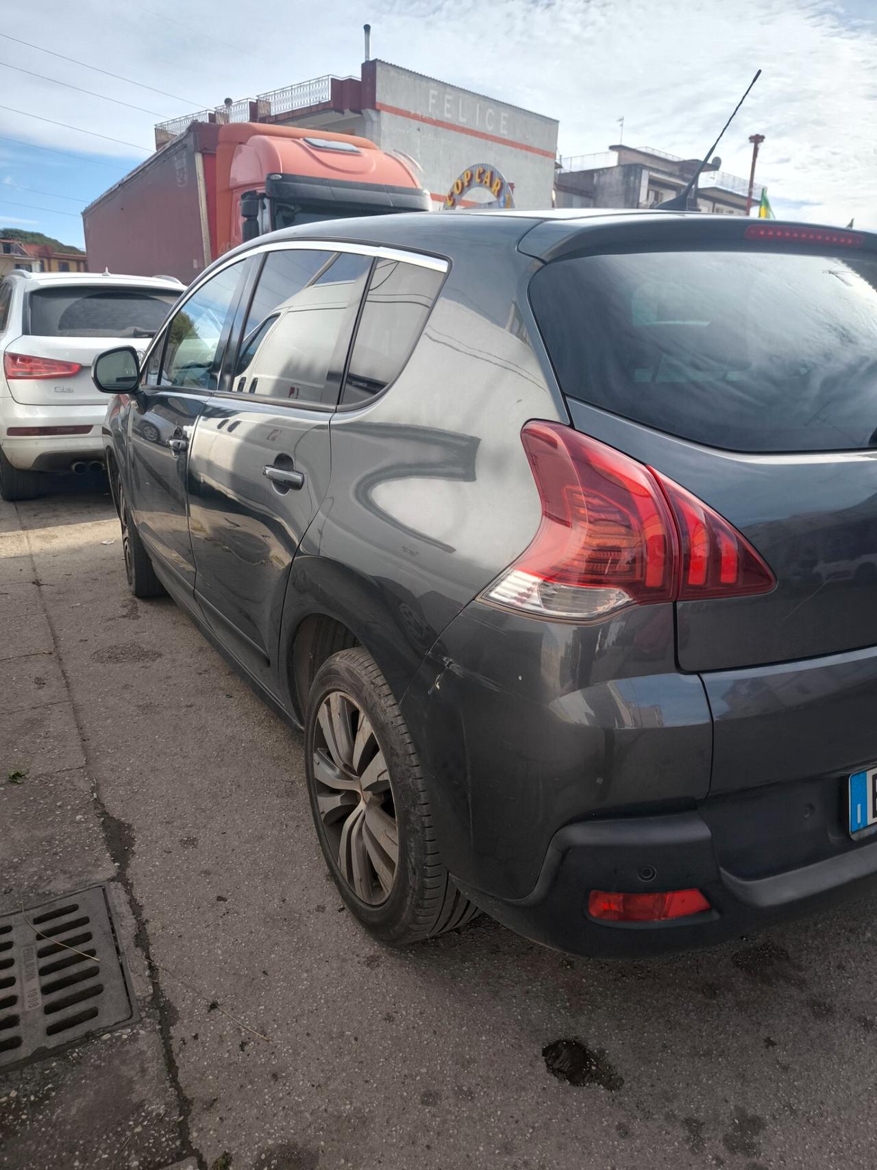 Peugeot 3008 1.6 HDi 115CV Allure