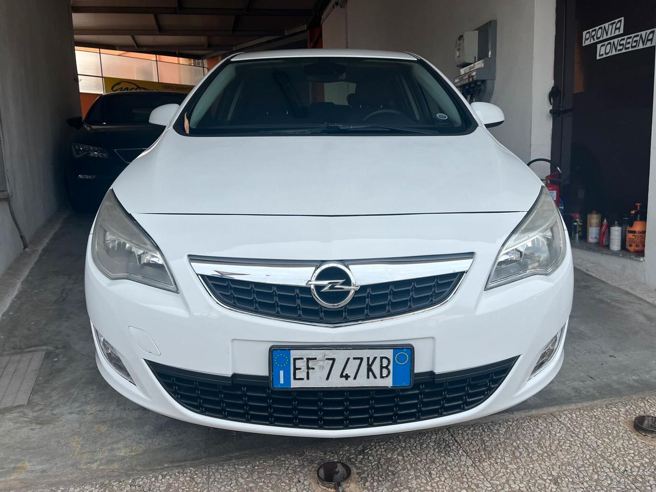 Opel Astra 1.7 CDTI 110CV 5 porte Cosmo