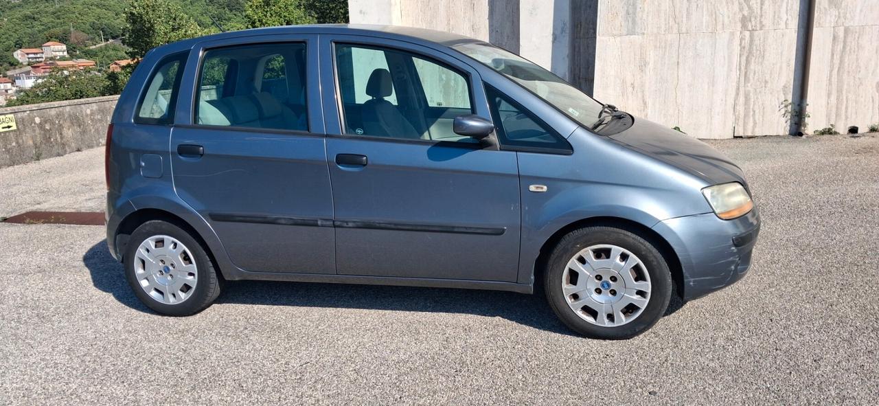 Fiat Idea 1.3 Multijet 16V Active