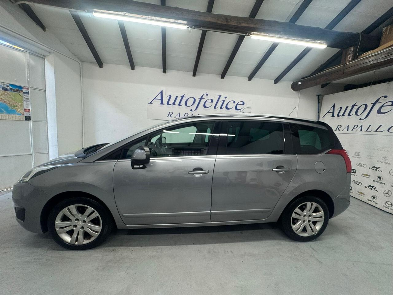 Peugeot 5008 BlueHDi 120 S&S Allure