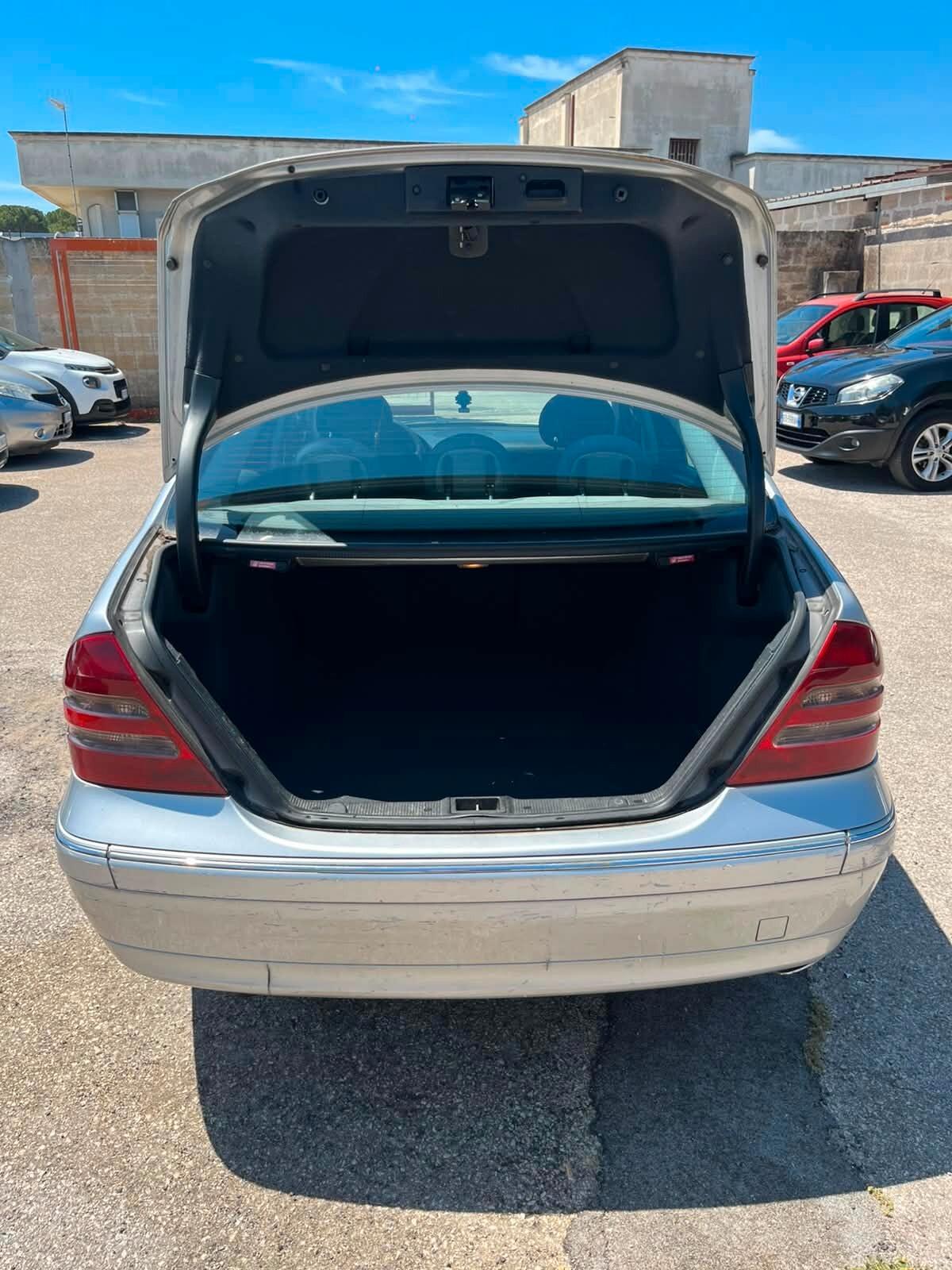 Mercedes-benz C 220 CDI cat Elegance