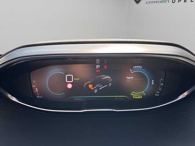 Peugeot 3008 Hybrid 225 e-EAT8 Allure Pack