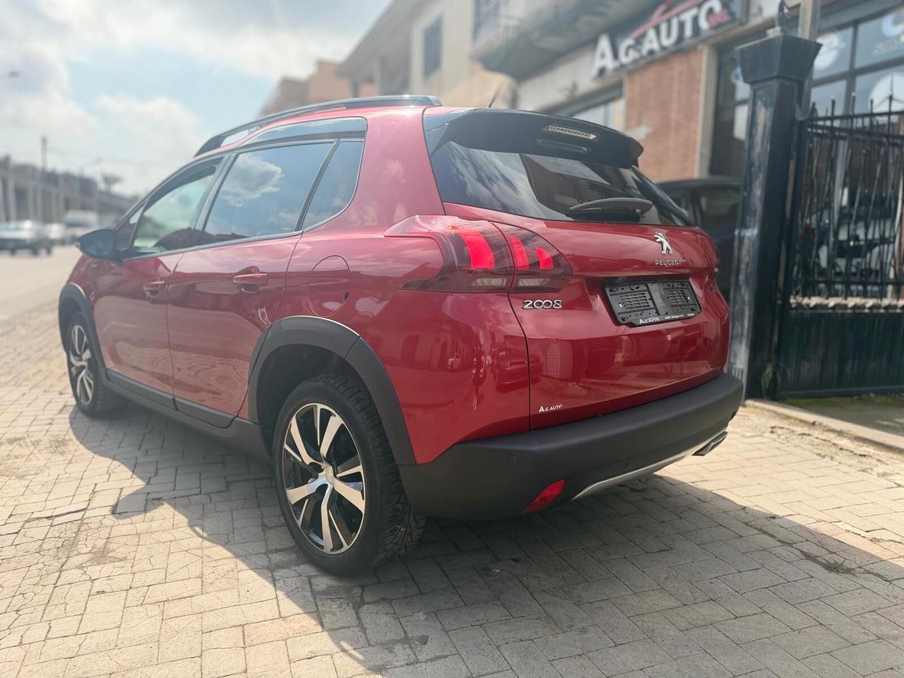 Peugeot 2008 1.6 HDI 100 GT LINE STRAFULL
