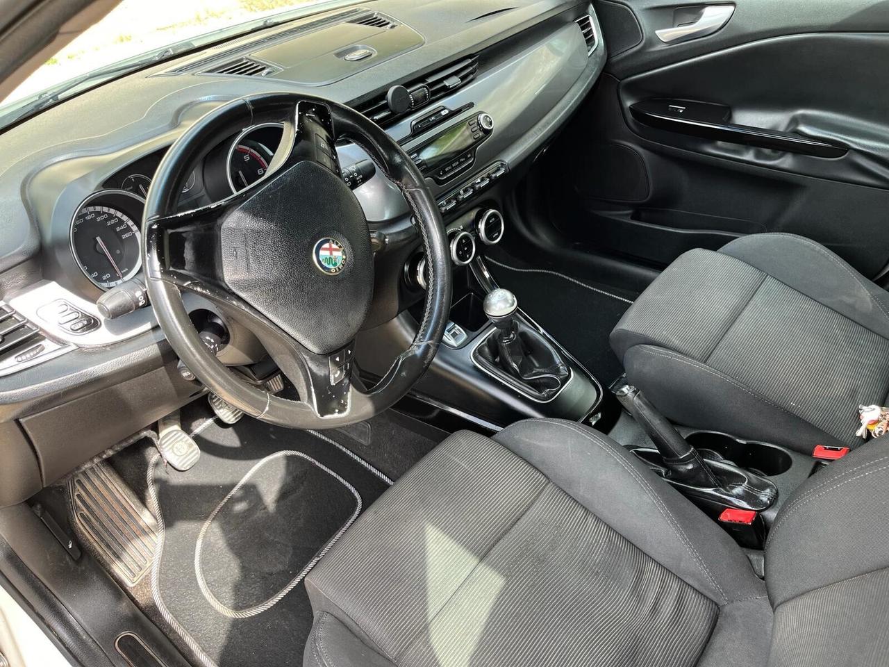 Alfa Romeo Giulietta 1.6 JTDm-2 105 CV Progression