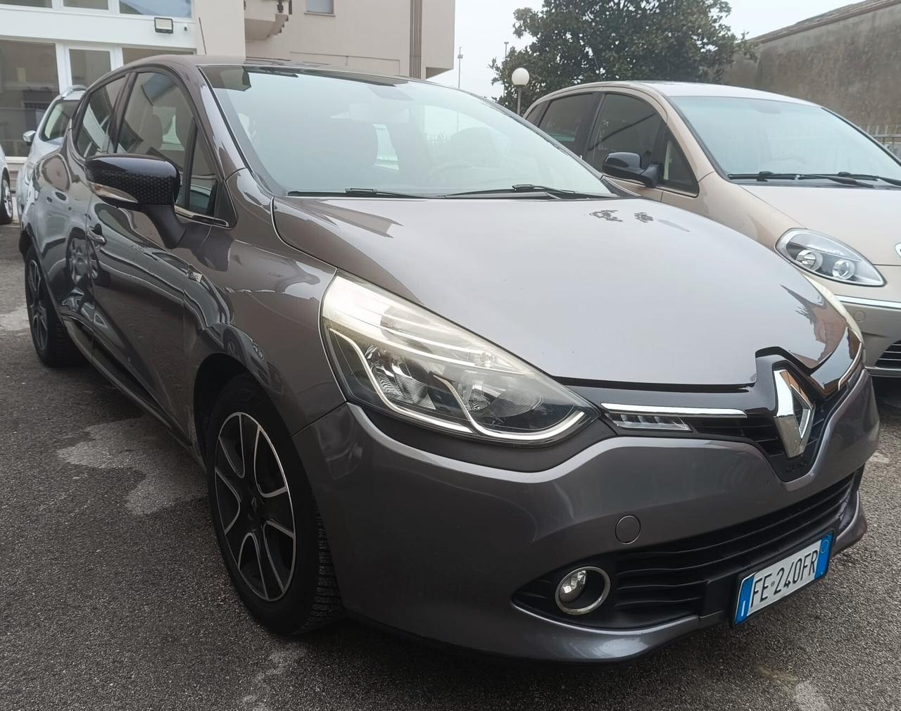 Renault Clio 1.5 dci 75 CV