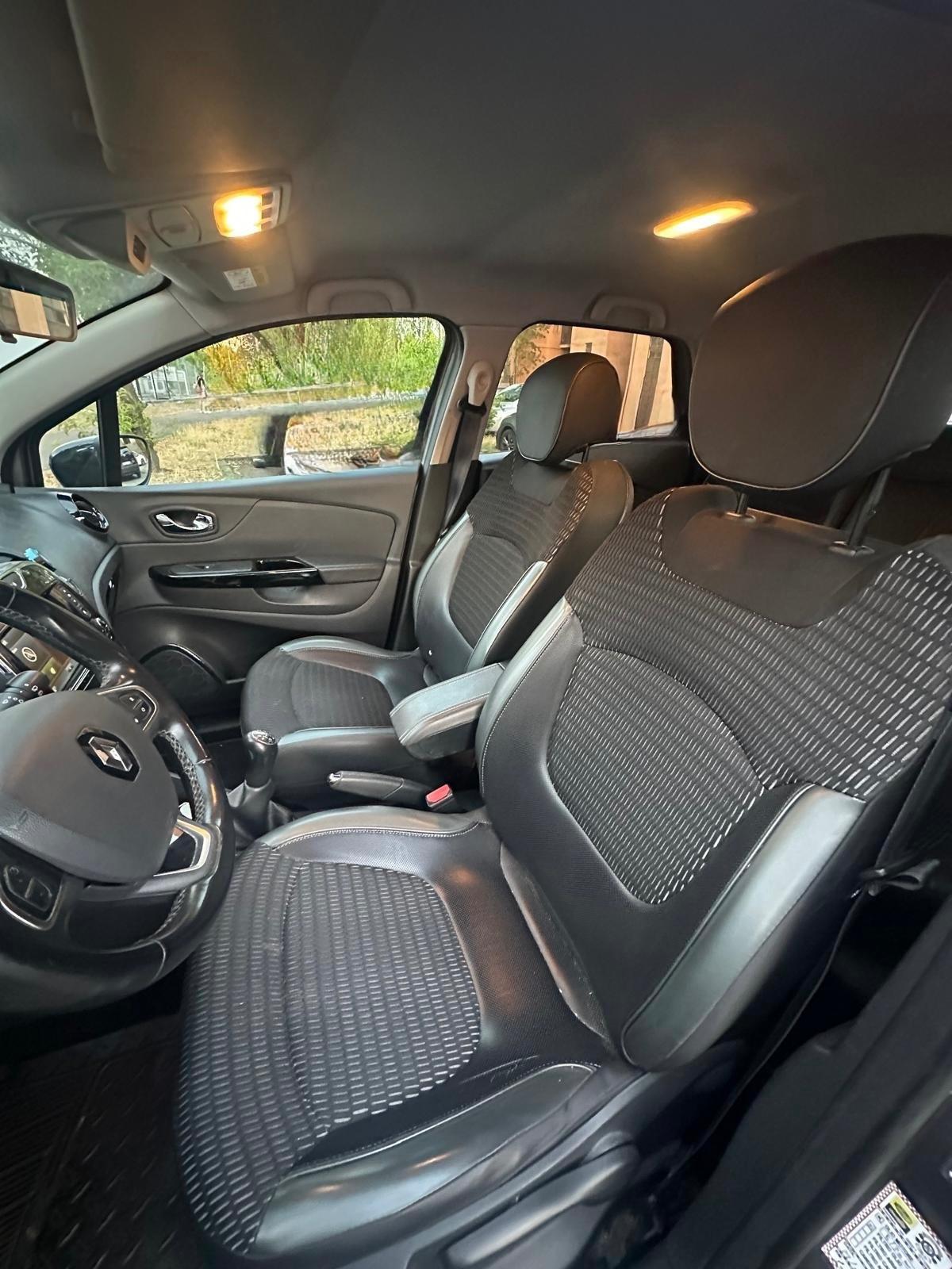 Renault Captur dCi 8V 90 CV EDC Start&Stop Energy Intens