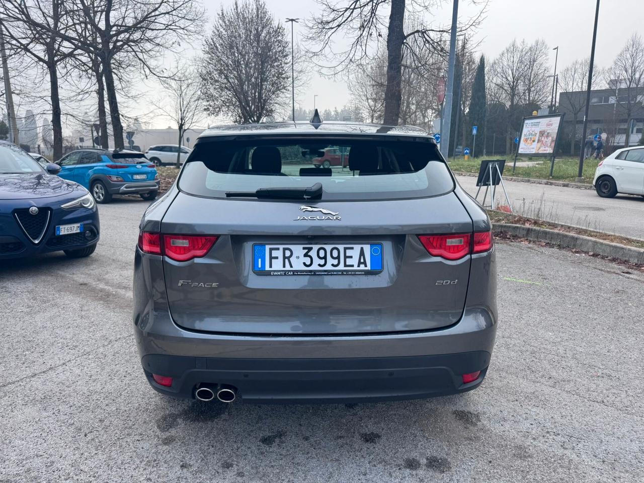 Jaguar F-Pace 2.0 D 180 CV AWD Portfolio