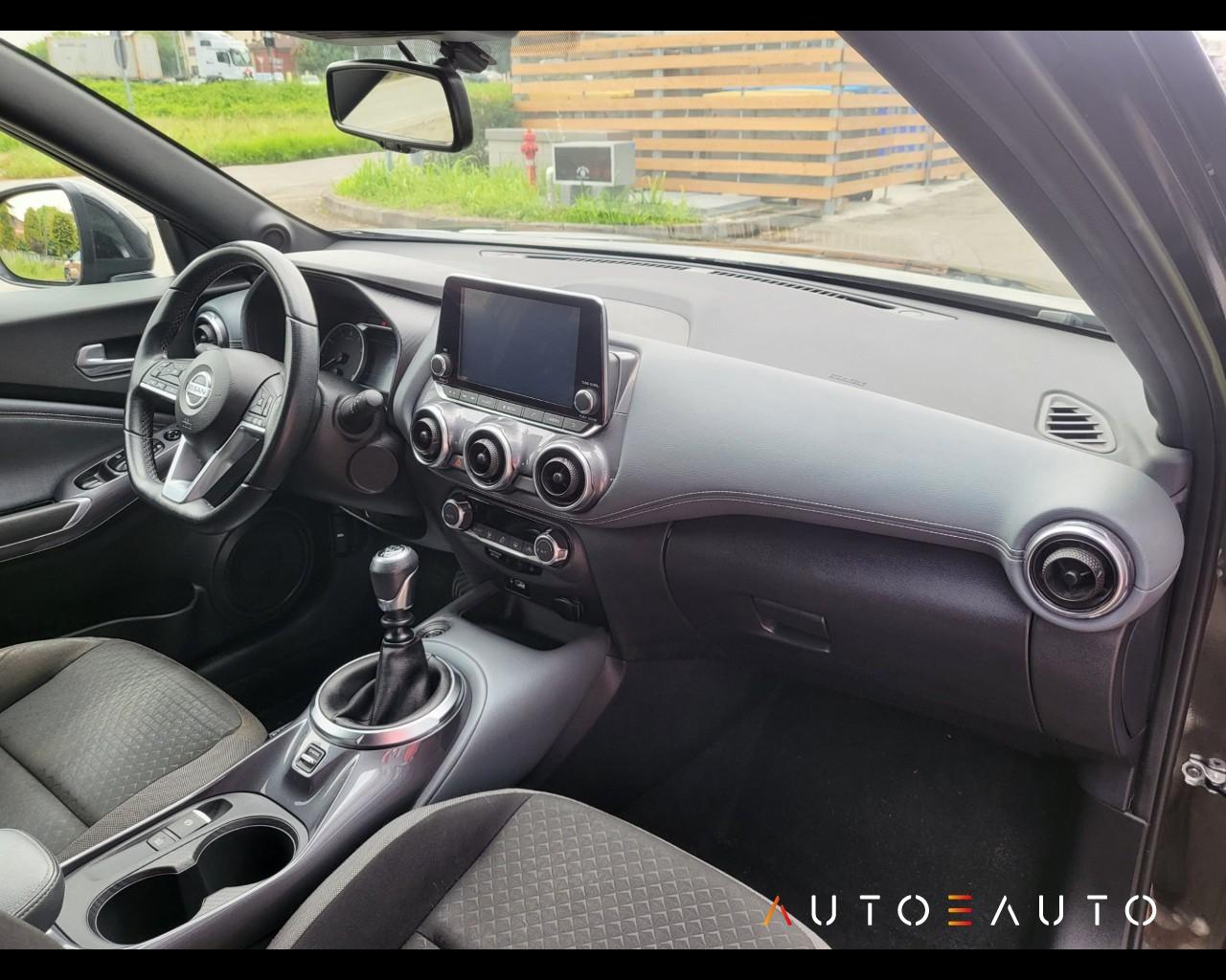 NISSAN JUKE 1.0 DIG-T N-CONNECTA 114CV