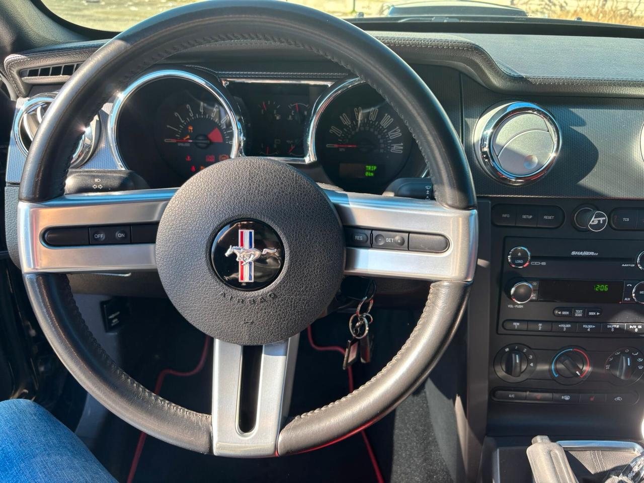 Ford Mustang PREMIUM 2008