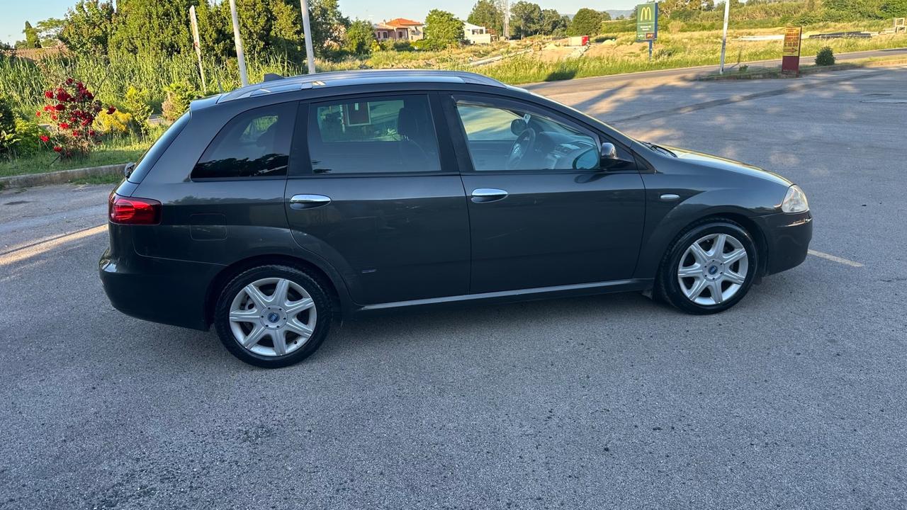Fiat Croma 1.9 Multijet 16V Must