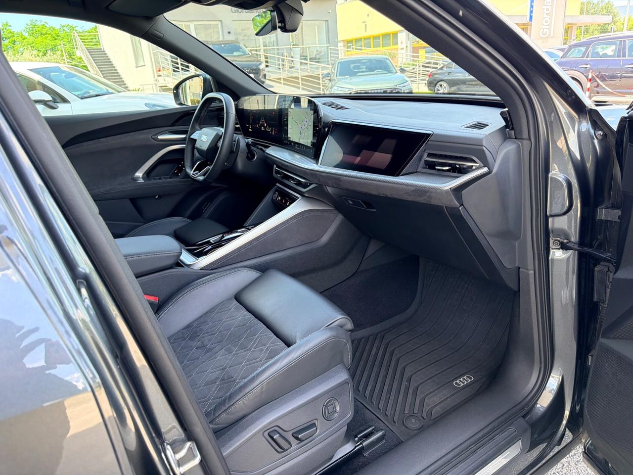 Audi Q5 TDI 150 kW mHEV+ S tronic quattro line edition