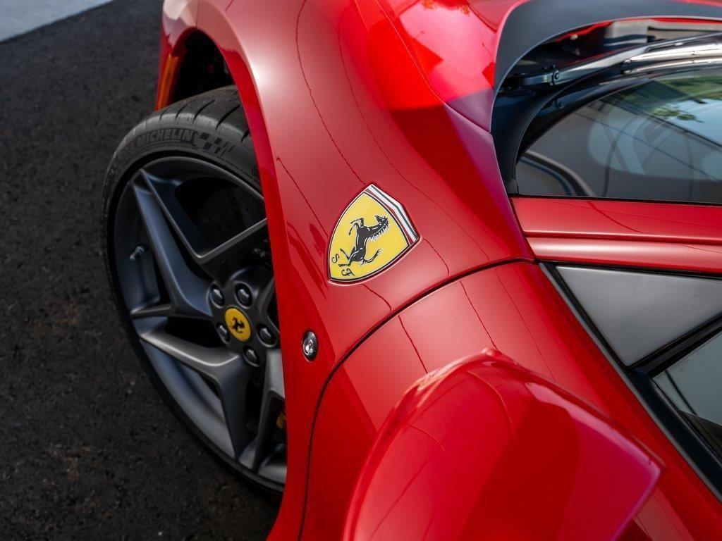 Ferrari F8 Tributo FERRARI F8 LEASING UFFICIALE ALL INCLUSIVE - NOLEGGIO LUNGO TERMINE
