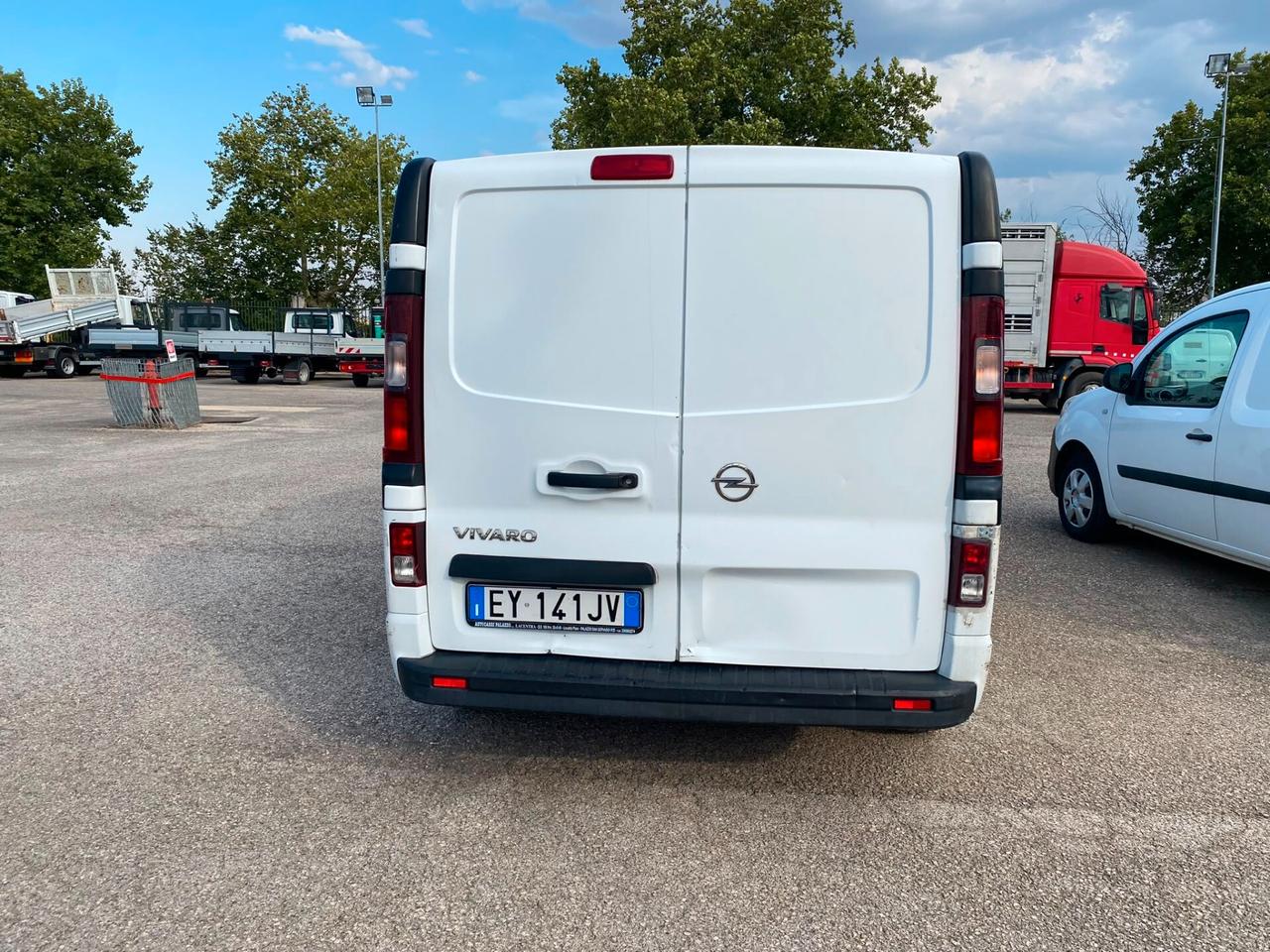 OPEL VIVARO -B (C47)