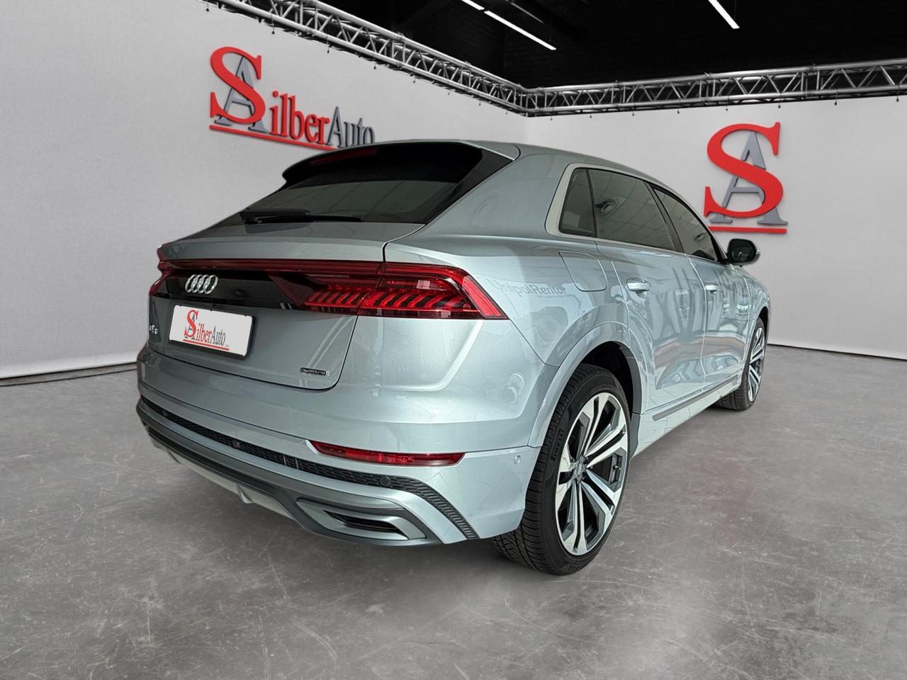Audi Q8 55 3.0 TFSI MHEV Sport S-LINE Quattro Tiptronic"FARI MATRIX"