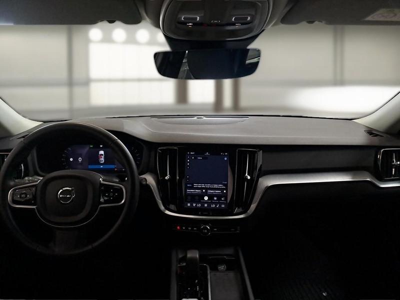 VOLVO V60 CROSS COUNTRY B4 D AWD AUTOM. CORE STATION WAGON