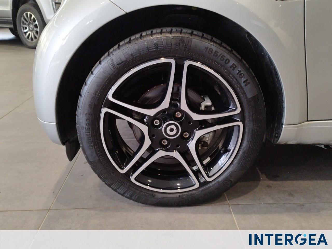 SMART Fortwo eq Lightrunner