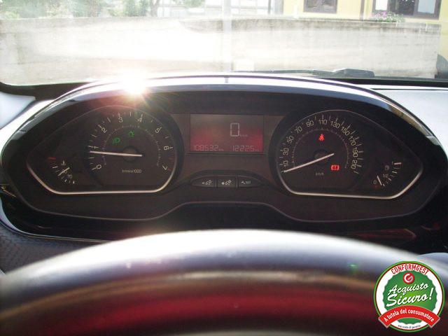 PEUGEOT 208 Cv82 5 porte Style