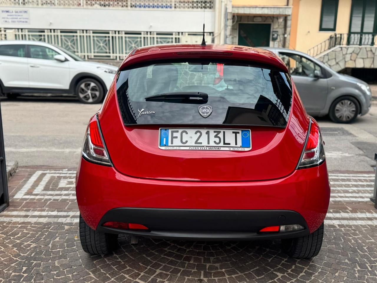 Lancia Ypsilon 1.2 69 CV 5 porte Platinum