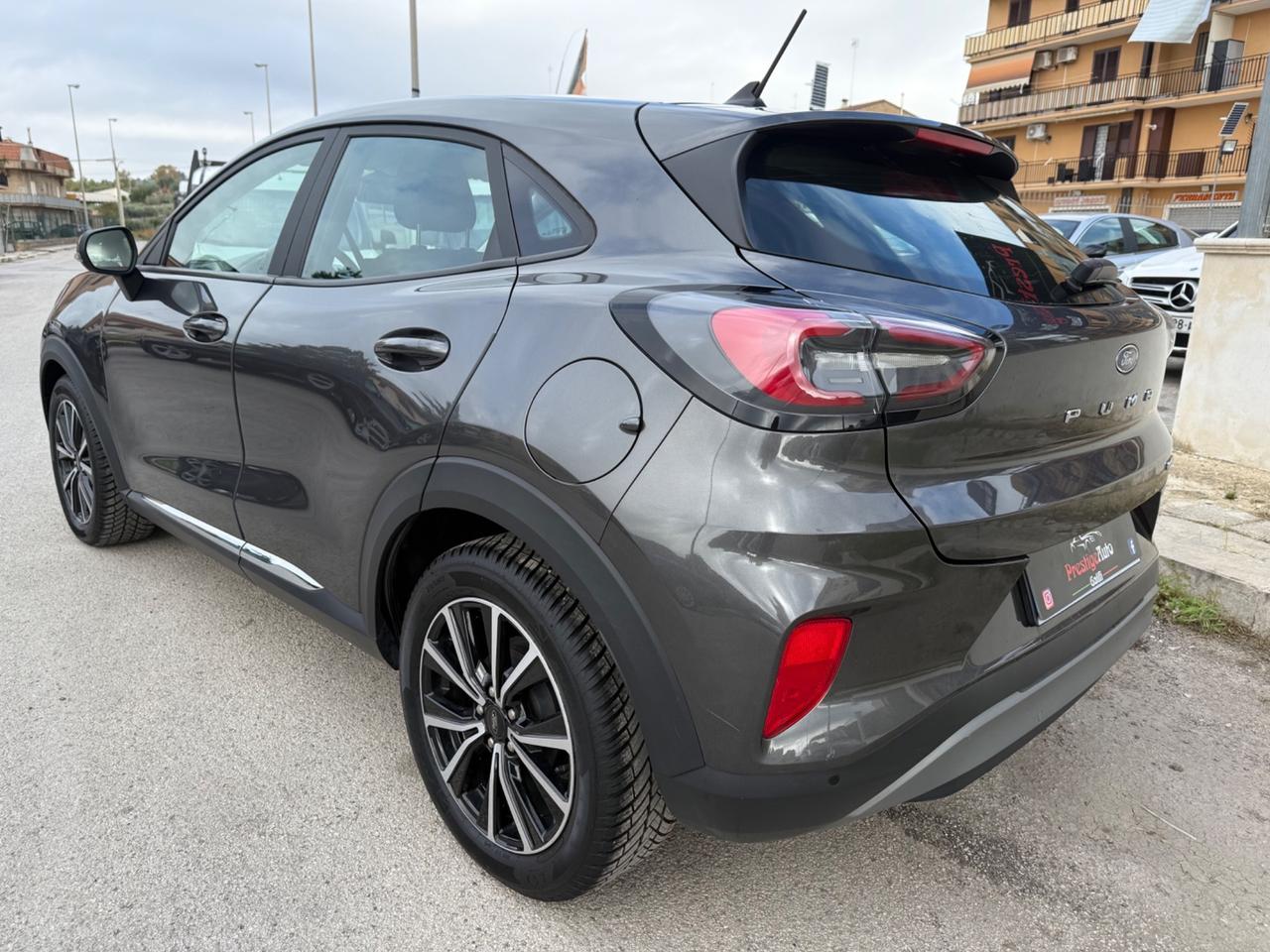 Ford Puma 1.0 EcoBoost Hybrid 125 CV S&S Titanium