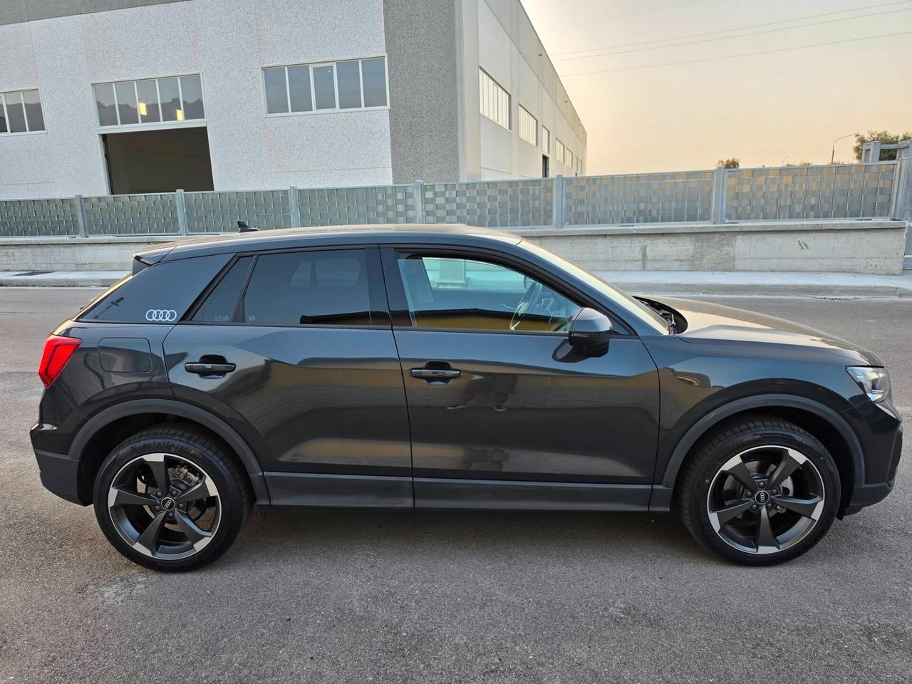 Audi Q2 30 TDI S tronic Virtual -Matrix