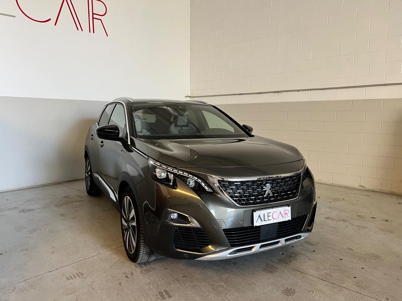 Peugeot 3008 Hybrid4 300 e-EAT8 GT